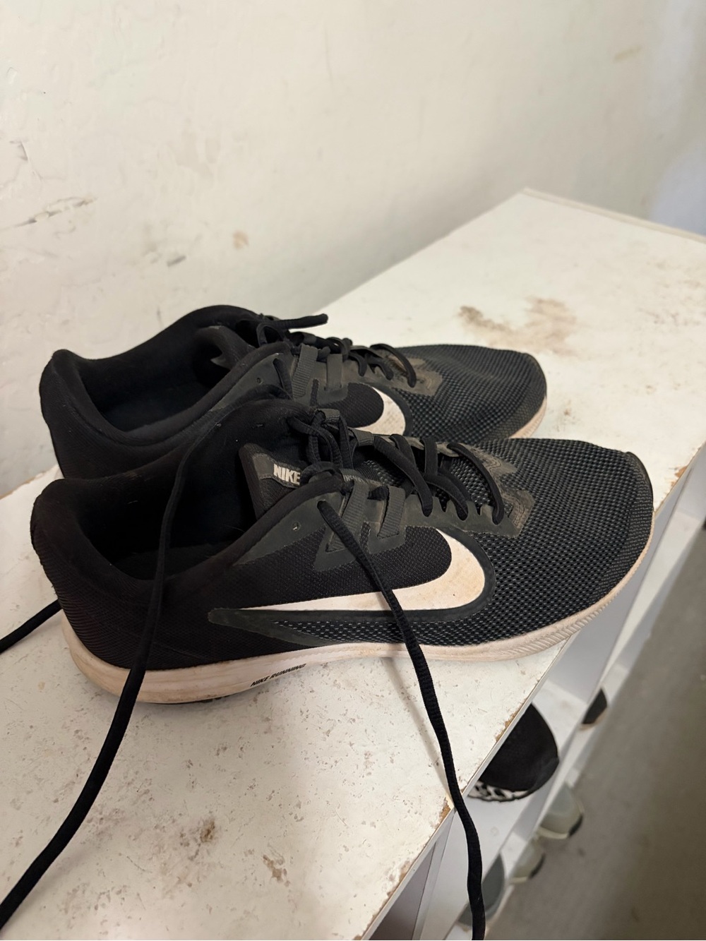 Nike Black and White Mesh Training Sneakers